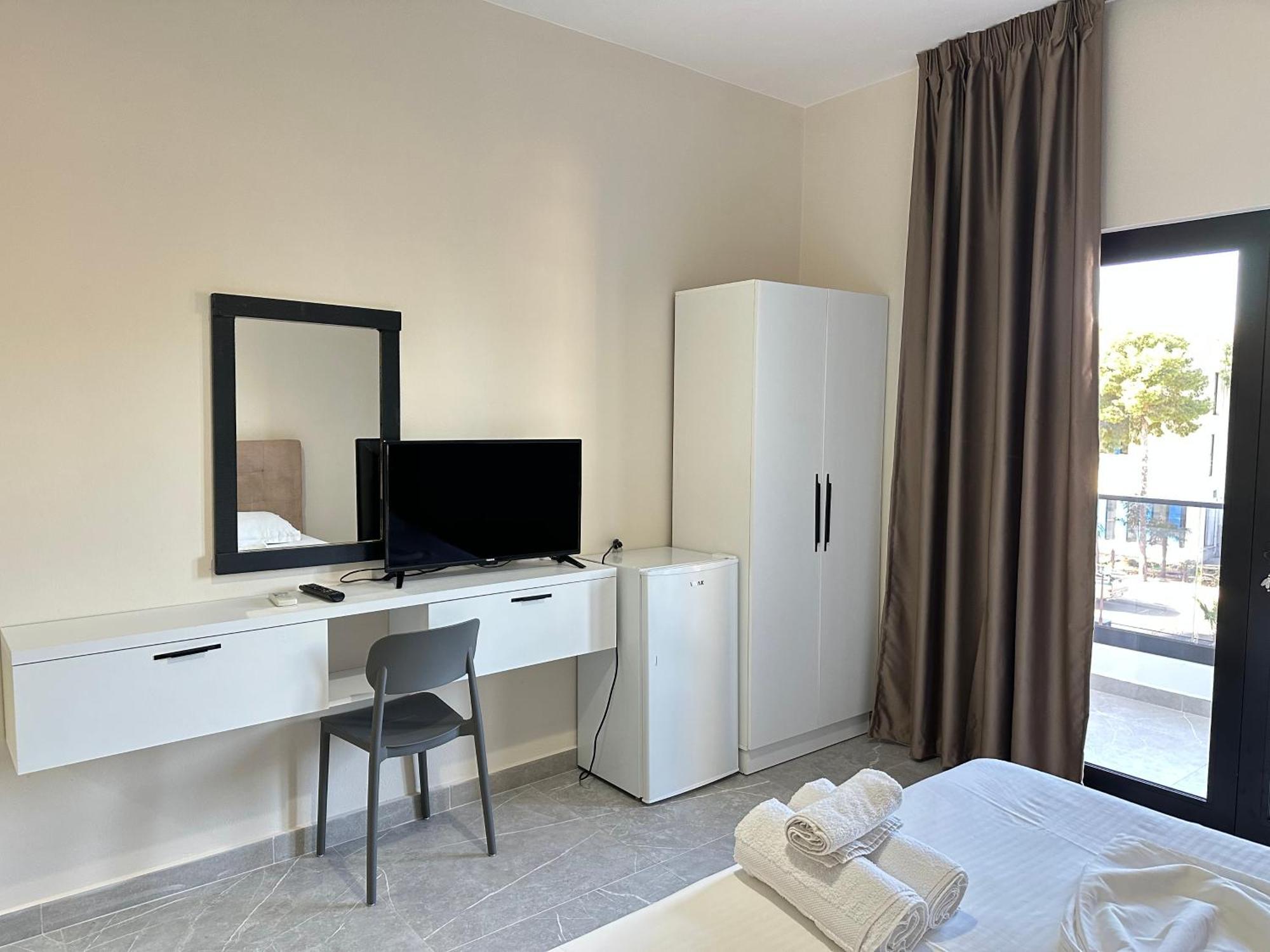 Molla Hotel Restorant Shëngjin المظهر الخارجي الصورة