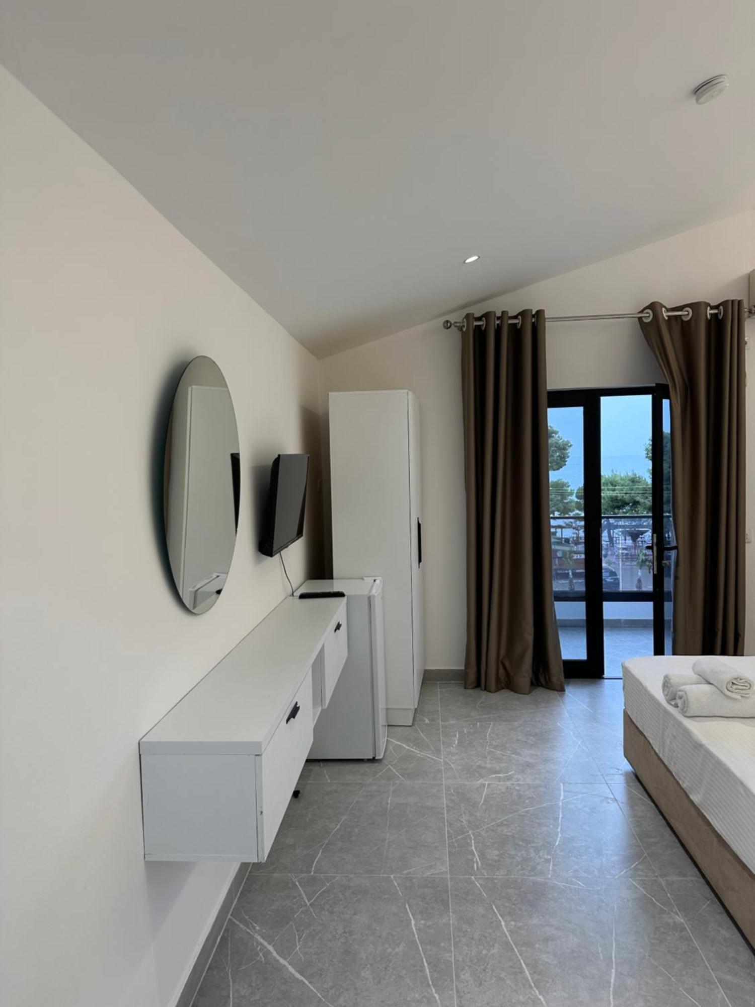 Molla Hotel Restorant Shëngjin المظهر الخارجي الصورة
