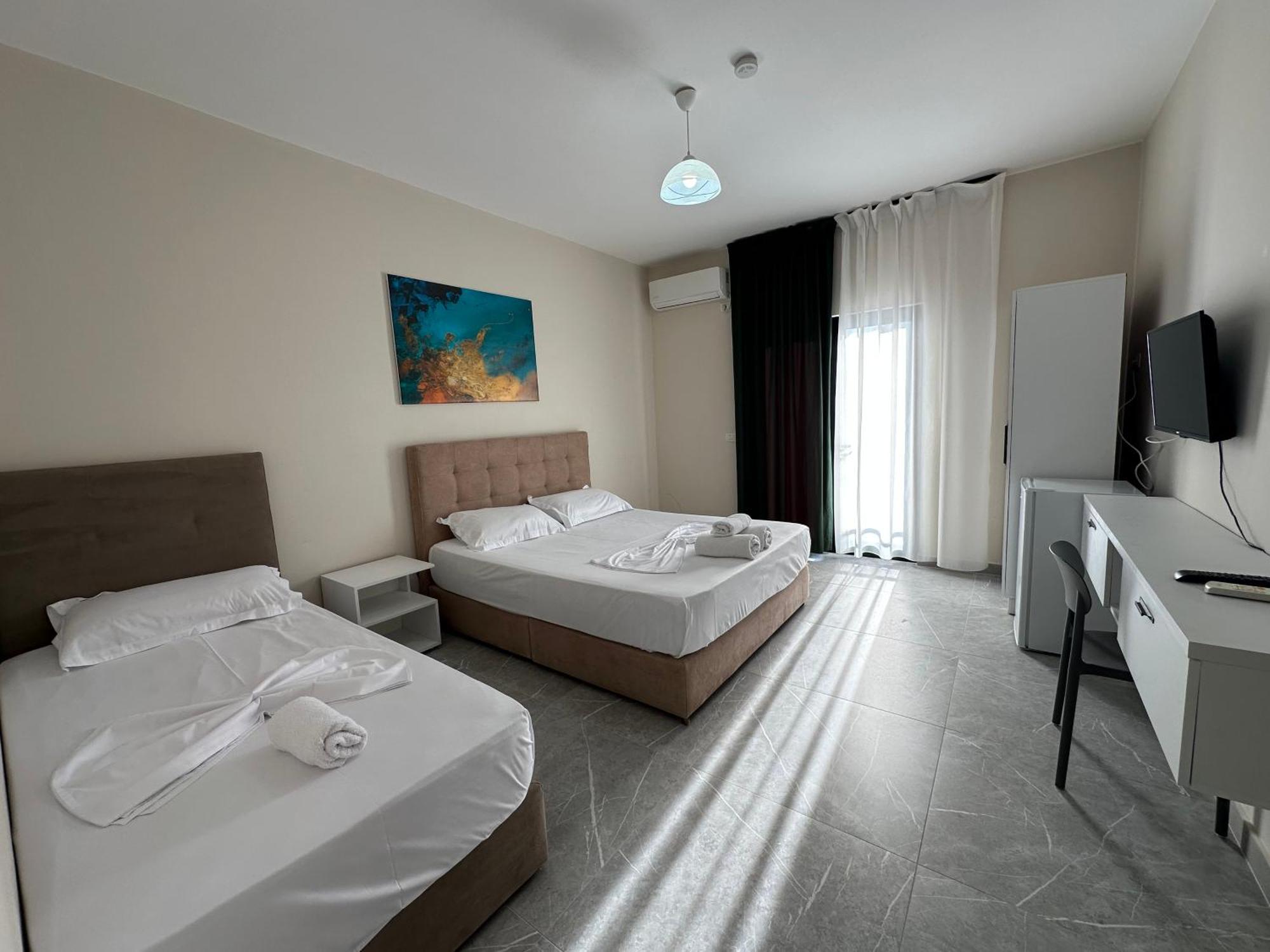 Molla Hotel Restorant Shëngjin المظهر الخارجي الصورة